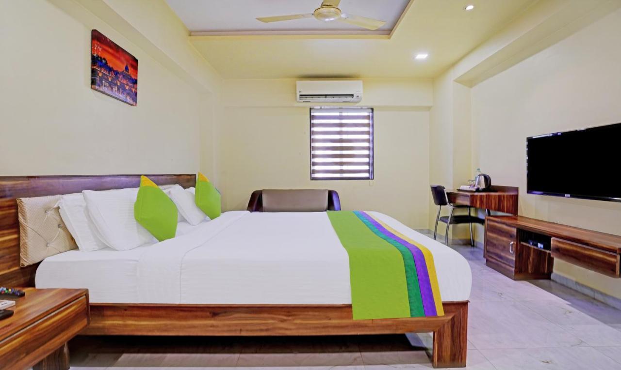 Treebo Trend De Grandeur Anand Nagar Hotel Thane Buitenkant foto